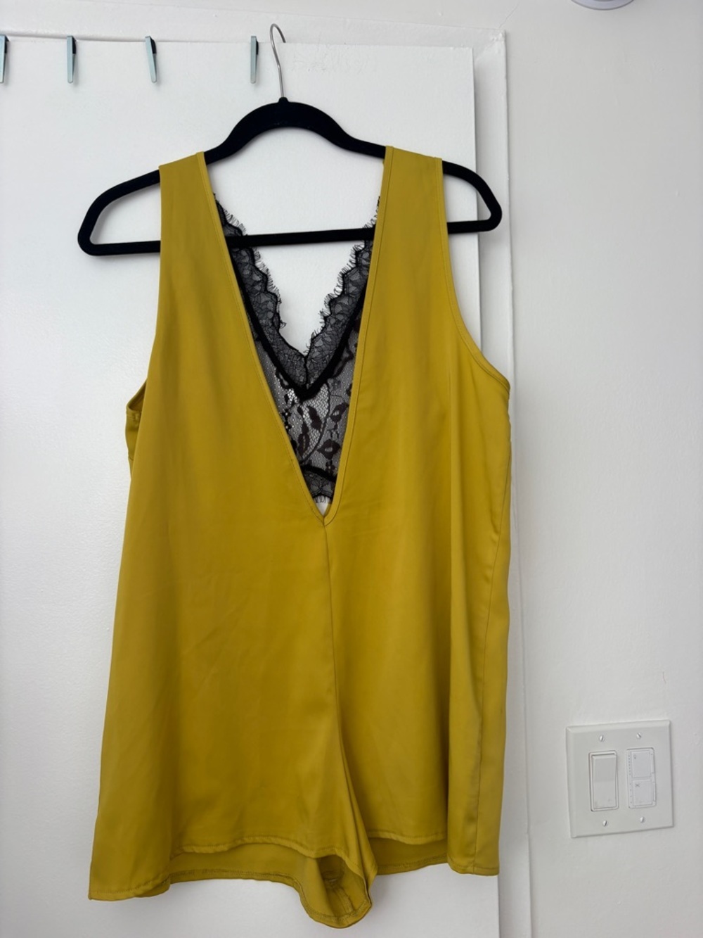 Sleeveless V-Neck Lace-Trim Romper in Mustard